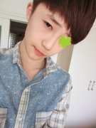 帅气简单的男生皮肤
