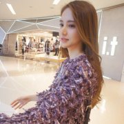 女生清新漂亮qq皮肤