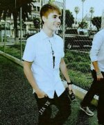 帅气的ustin Bieber图片
