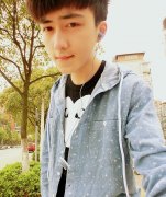 清新好看的男生qq皮肤