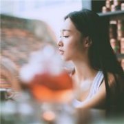 意境文艺的qq女生头像