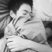 qq黑白的男生头像
