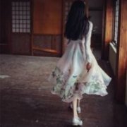 女生个性的背影头像