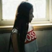 女生漂亮的侧脸头像