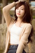 女生甜美的可爱皮肤
