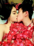 唯美的浪漫情侣皮肤