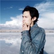 男生黑白意境头像
