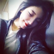 漂亮的气质女生皮肤
