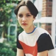 简单帅气的女生头像