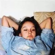 qq欧美女生最新的头像
