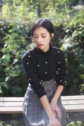 漂亮的气质女生qq皮肤