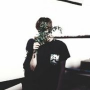 男生欧美帅气的简约头像