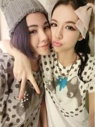 姐妹可爱的漂亮皮肤