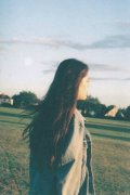 女生唯美的qq伤感皮肤