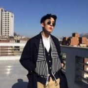 qq男生简约帅气的头像