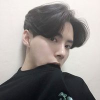 韩范个性男生头像