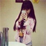 漂亮的简约女生清新头像