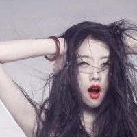 촽ԸеŮͷ