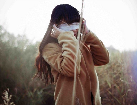 没了你我必死无疑,她没了你照样风骚万千