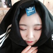 女生搞怪的可爱皮肤