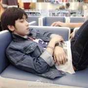 街头风的帅气男生QQ个性头像大全