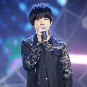 千玺帅气的演唱个性头像