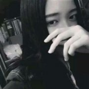黑白的女生意境头像