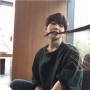 男生简单的qq帅气头像