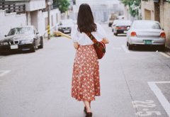 伤感个性说说我不再去坚持的时候