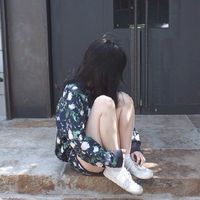 个性的简约清新女生头像
