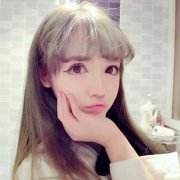 精选可爱的清新女生qq皮肤