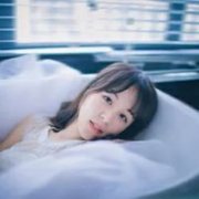 文艺青春的女生头像