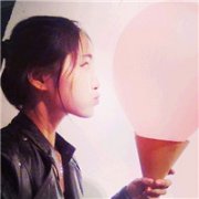 潮装女生个性非主流头像图片,生活要自由。