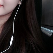 女生自拍的个性图片