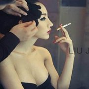 最新欧美霸气的女生图片