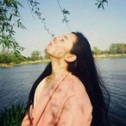 qq女生漂亮的简约头像