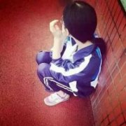 qq女生个性的背影头像