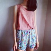 精选唯美的qq女生皮肤