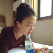 好看的简约女生qq头像