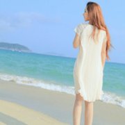 面朝大海的唯美女生头像-一个人才是自由的时候