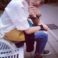 气质的qq简约男生头像