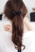 唯美的欧美长发女生图片