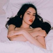 欧美简单的个性女生头像