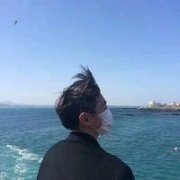 qq清新的帅气男生头像