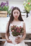 漂亮的气质女生qq个性皮肤