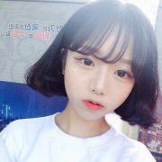 漂亮清纯的个性女生皮肤