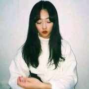 最新的精选女生头像