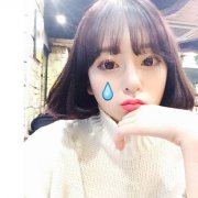 简单的女生漂亮皮肤