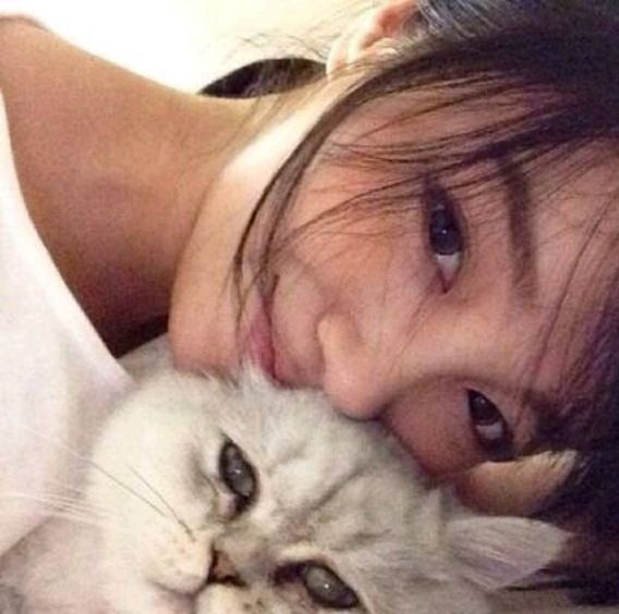 qq伤感的简约女生皮肤