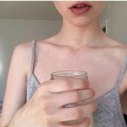 欧美女生个性的qq简约头像